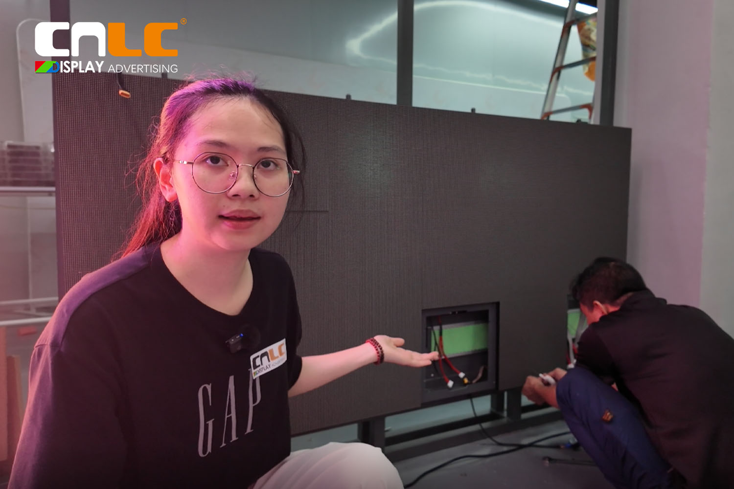 Легкий алюминиевый стационарный светодиодный шкаф весом 4,5 кг | Бесшовный и прочный дисплей